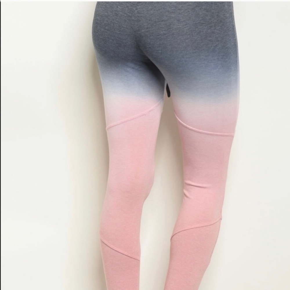 🆓BUY 2 GET 1 FREE ombré soft leggings - Picture 2 of 3